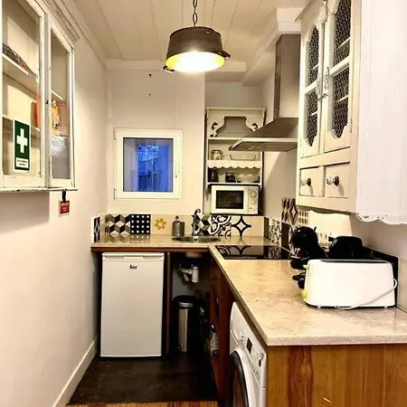 Kitsch Corner Paradise I Appartement Lissabon